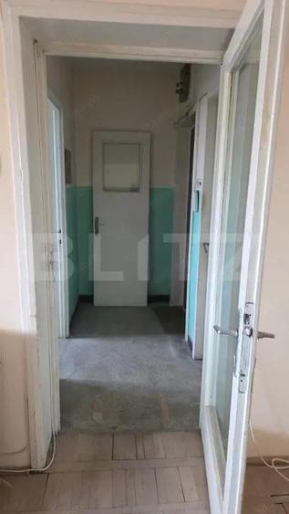 Apartament 2 camere ,strada Democratiei - 6