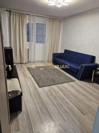 Apartament cu 4 camere decomandat, mobilat în Pantelimon