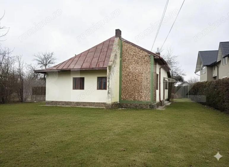 Casa 3 dormitoare, 1150 mp teren 59.000 - 12