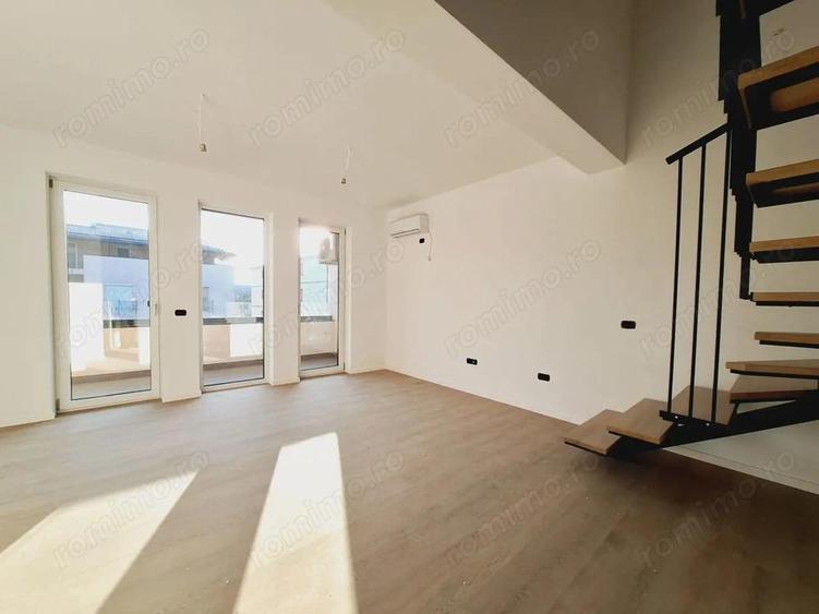 3 camere.Pe doua niveluri.Luminos.Spatios - 4