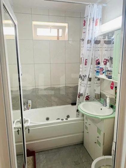 Apartament 2 camere, decomandat, 43 mp, zona Micro II - 2