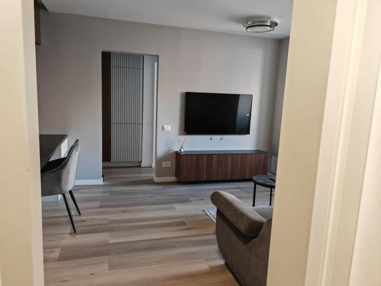 Studio Dublu | Renovat Complet | 39 mp | Metrou | Romana | - 2
