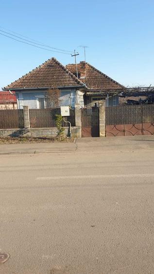 Casa de vanzare in Turda,zona Poiana,92 mp,teren 1033 mp. - 2