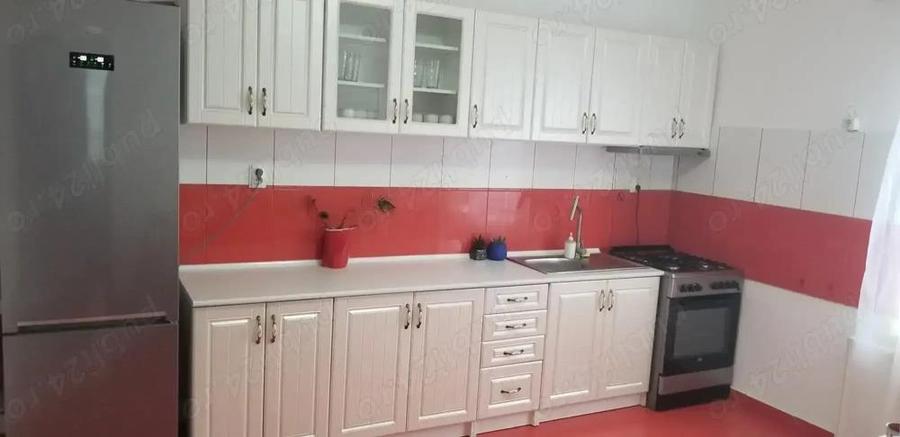 Casa Stupini complet mobilata, curte proprie cu foisor - 7