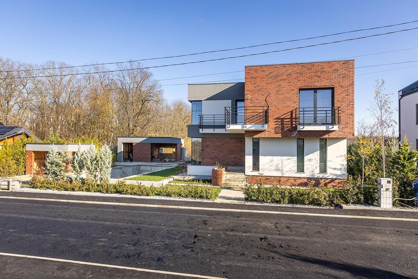 Pădurea Vlăsiei Design Modern Relaxare deplină Vilă cu Piscină, Comision 0% - 45