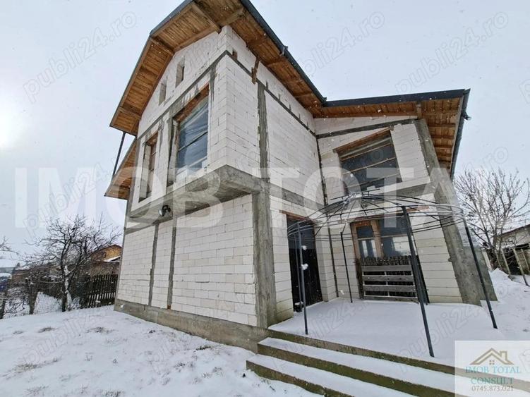 Casa P+1, la rosu, Bradu , 7 km de pitesti - 7