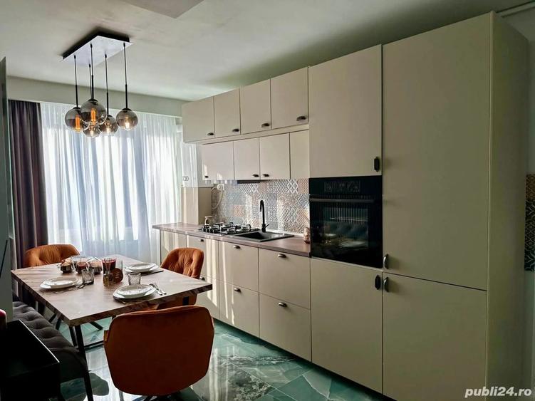 Vand apartament ultracentral lux cu doua camere 75mp - 2