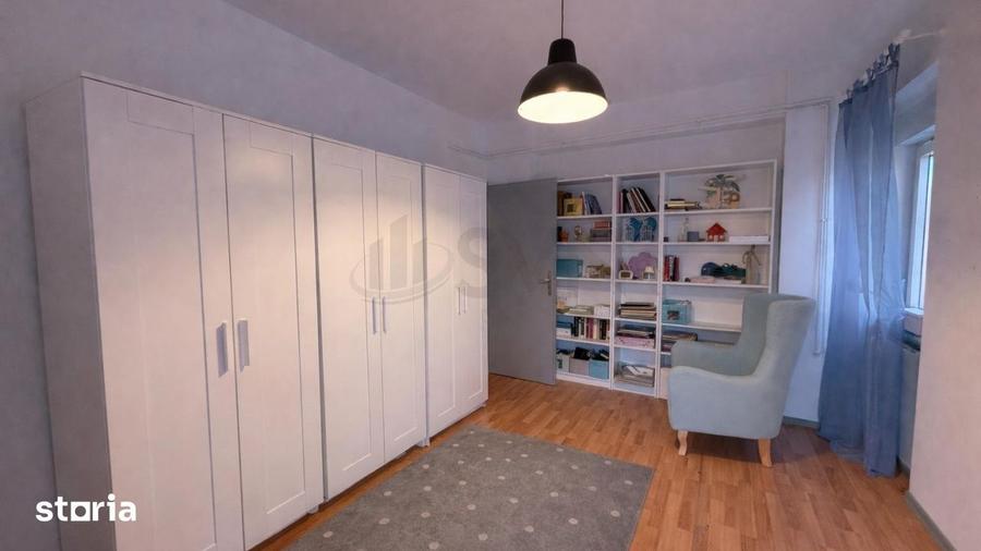 Apartament cu 3 camere în Polonă