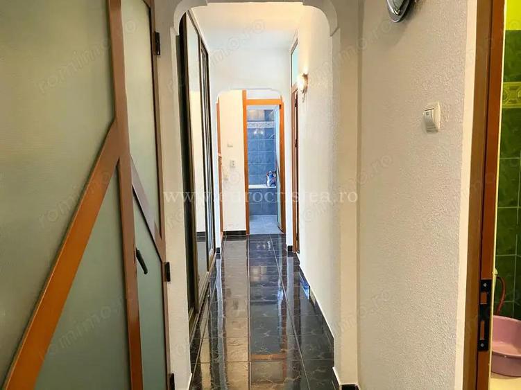 Apartament 3 camere de vanzare Mangalia, zona Sens (Centrul Ora?ului) - La doar 450 m de Plaja - 2