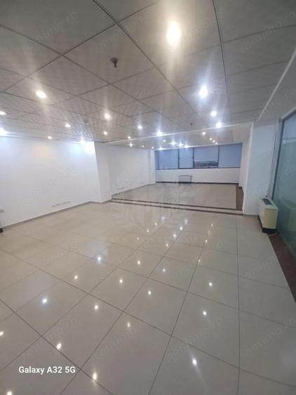 SPATII COMERCIALE /BIROURI//CLINICA// WEST MALL - 5