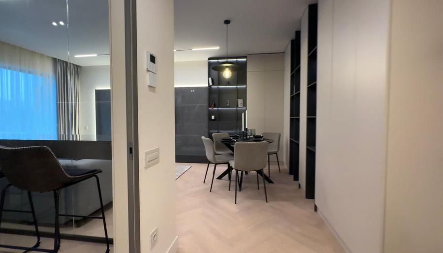 Apartament cu 2 camere decomandat în Aviației