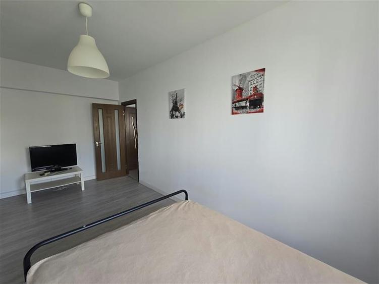 AP.3 CAMERE MOBILAT UTILAT SECTOR 1 ZONA CUZA - TITULESCU - 19