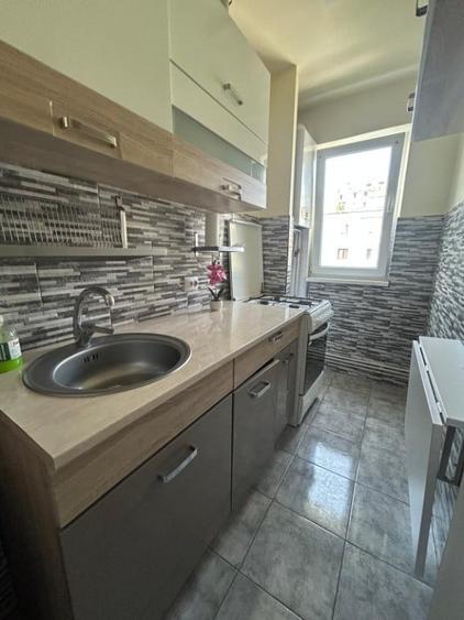 Apartament semidecomandat, etaj 3/4, renovat, zona Florilor! - 6