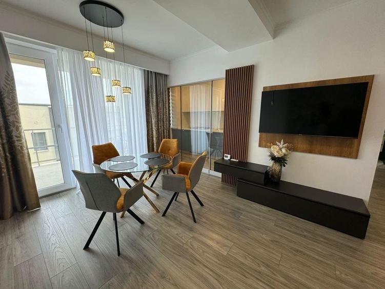 Apartament cu 2 camere decomandat în Palazu Mare