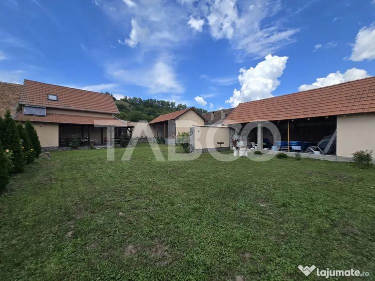 Casă cu 3 camere cu Teren 1255 Mp în Colun