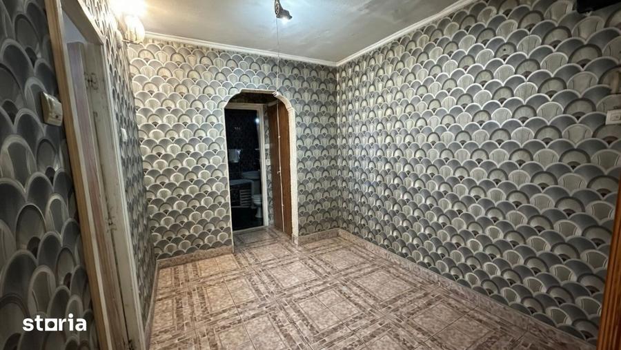 Apartament cu 2 camere decomandat în Calea București