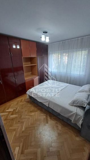 Apartament cu 2 camere decomandat în Lipovei