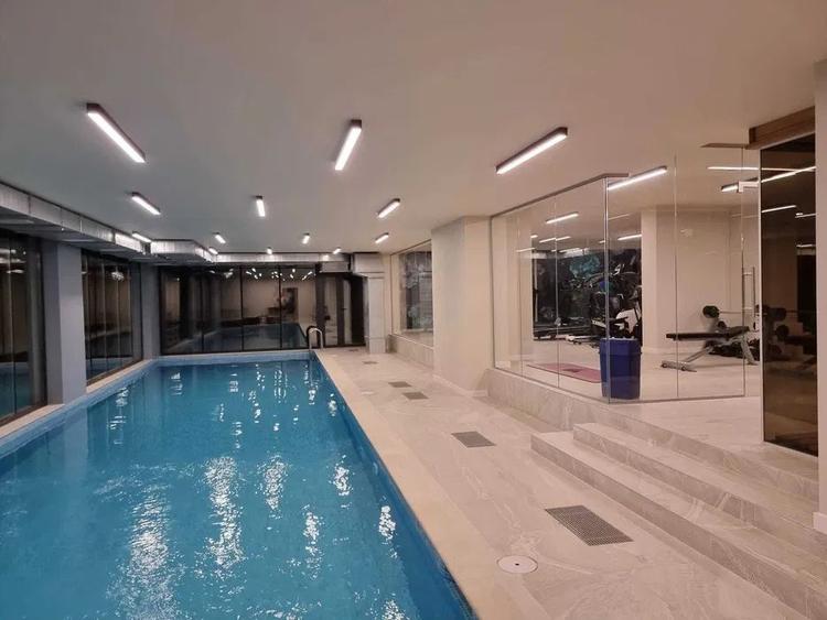 Apartament cu 3 camere, mobilat în Pipera