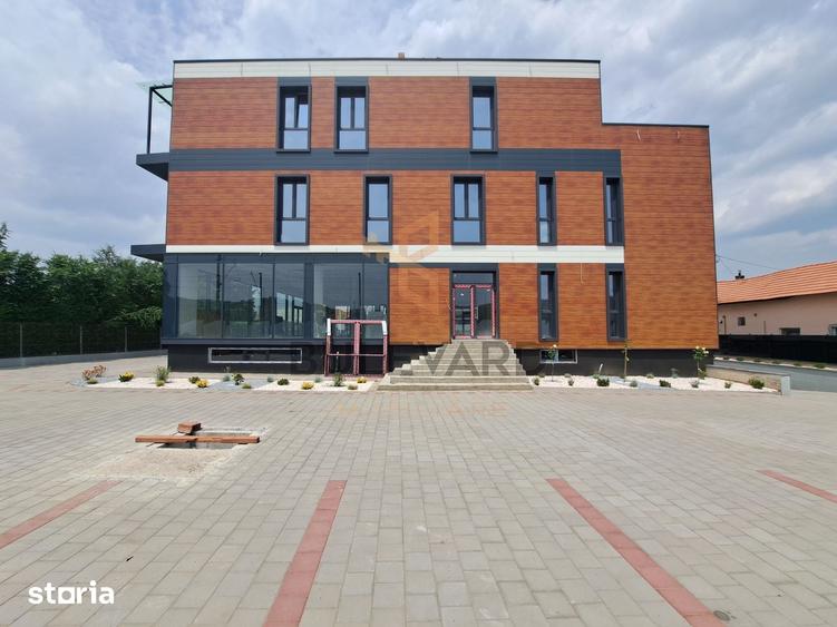 Spațiu comercial, de 1,365 mp, în Apahida