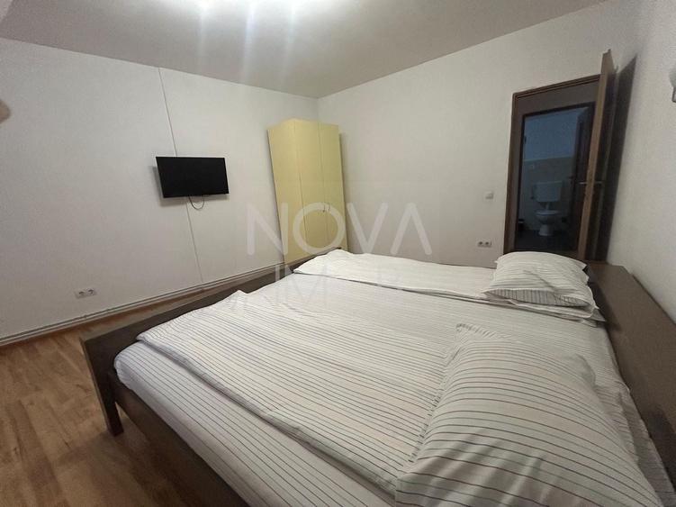 Casă individuală cu 7 camere cu Canalizare în Terezian