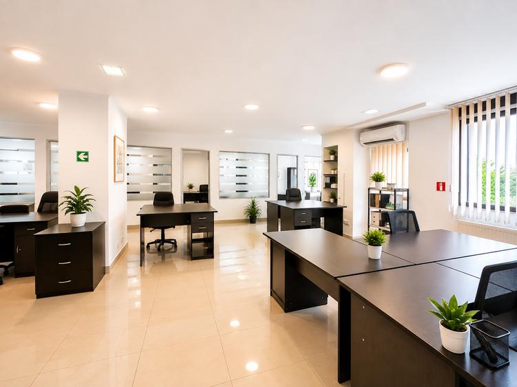 Apartament cu 6 camere semidecomandat în Antiaeriană
