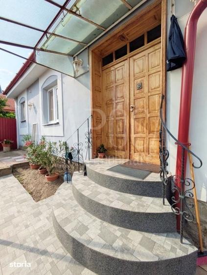 Casă cu 4 camere cu Teren 297 Mp în Central