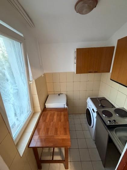 Garsonieră semidecomandată, mobilată în Complex Studențesc