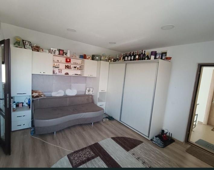 Garsonieră semidecomandată în Central
