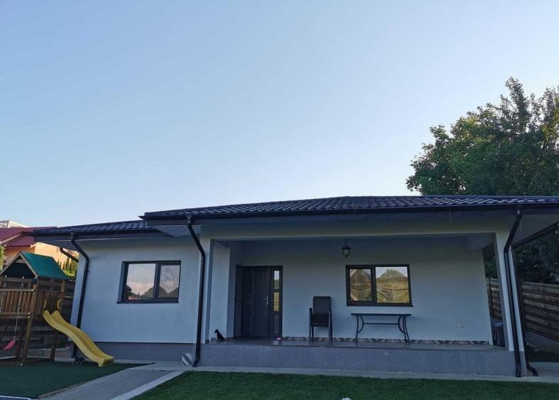 Casa parter, 4 camere, 2 bai, mobilata cu 450 mp teren  in zona Valea Lupului - 1