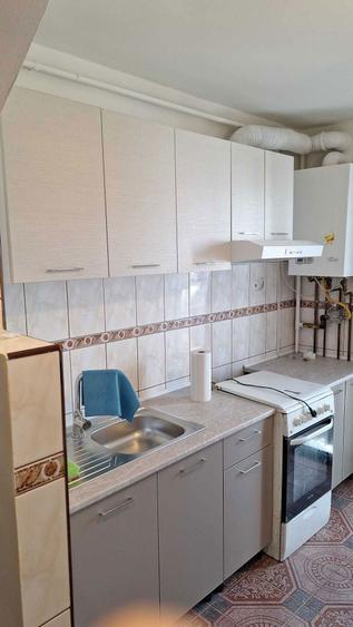 Inchiriez apartament cu doua camere - 2