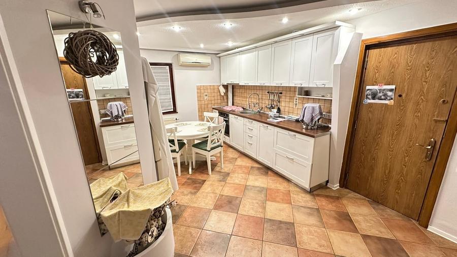 De vanzare apartament 3 camere amaneajat - 1