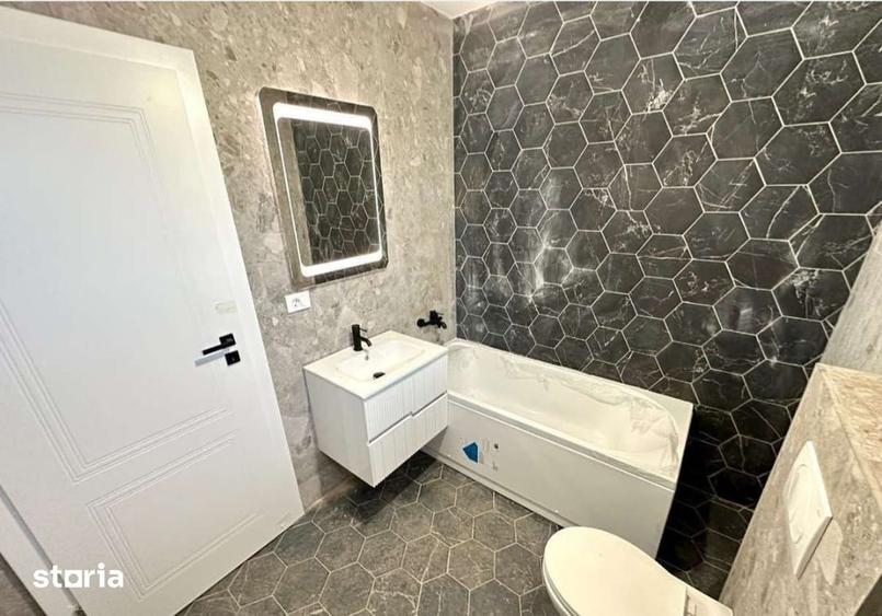 Casă cu 3 camere decomandat cu Canalizare în Bucium