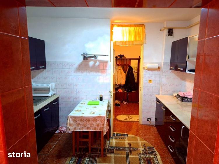 3 camere Mioveni / T.uri , Decomandat / Centrala, Amplasament DEOSEBIT - 7