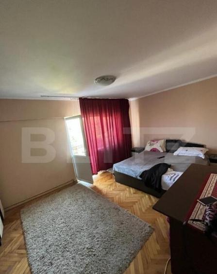 Apartament de vanzare , 70 mp , Zona Carpati 2 - 4