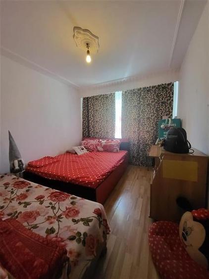 Apartament 3 Camere, Decomandat etaj 2 din 3 - 9