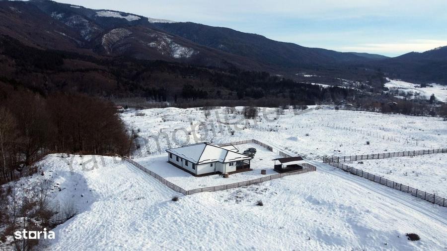 Pensiune de vanzare in comuna Nucsoara, sat, Slatina, judet Arges. - 18