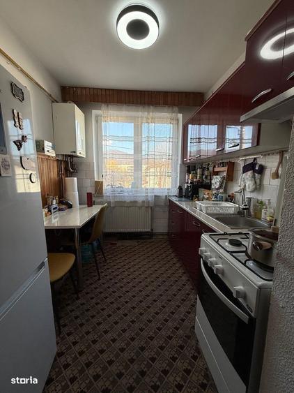 Str. G. Cosbuc zona Carrefour Market - Ap. 2 camere, et. I - 3