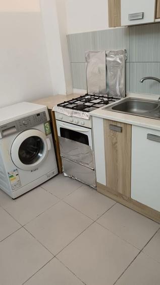 PARTICULAR Ofer spre inchiriere garsoniera, zona centrala - 4