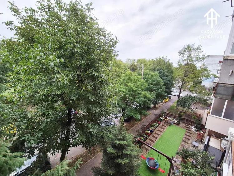 Apartament de vanzare 2 camere, etaj 2,Spl. Tinere?ii - 8