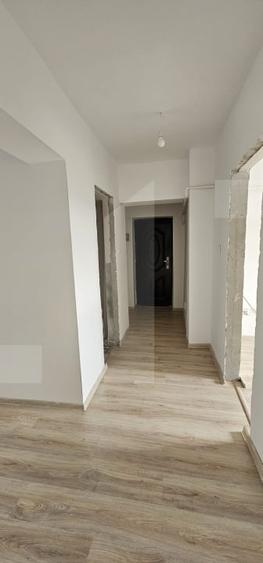 Apartament cu 3 camere, decomandat, str. Grigore Balan, Sf. Gheorghe - 4