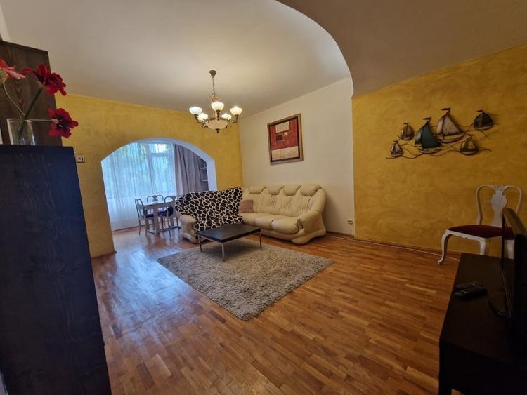 Apartament 3 camere | 100 mp utili | Piața Romană – ASE - 3