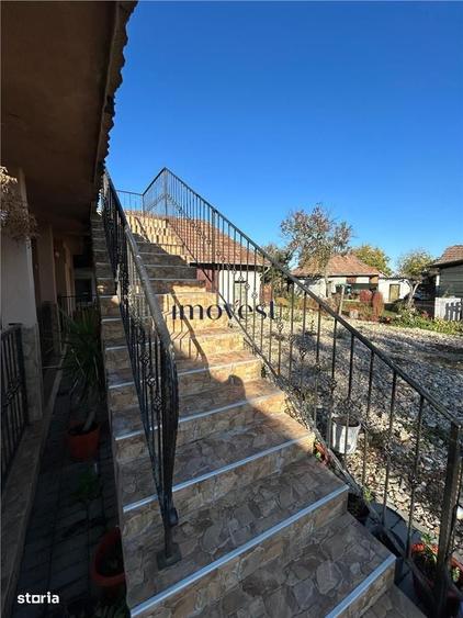 Casă cu 4 camere în Aliza