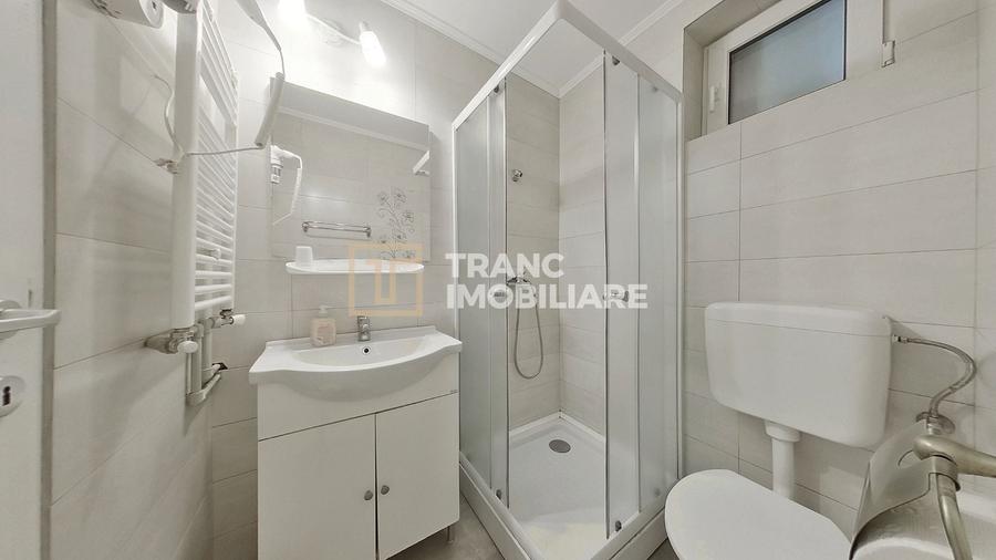 Casă generoasă cu 11 camere + spațiu comercial inclus | Calea Radnei - 21