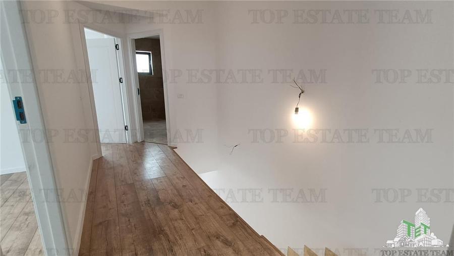 Vanzare  Duplex 4 camere in Tunari - 13