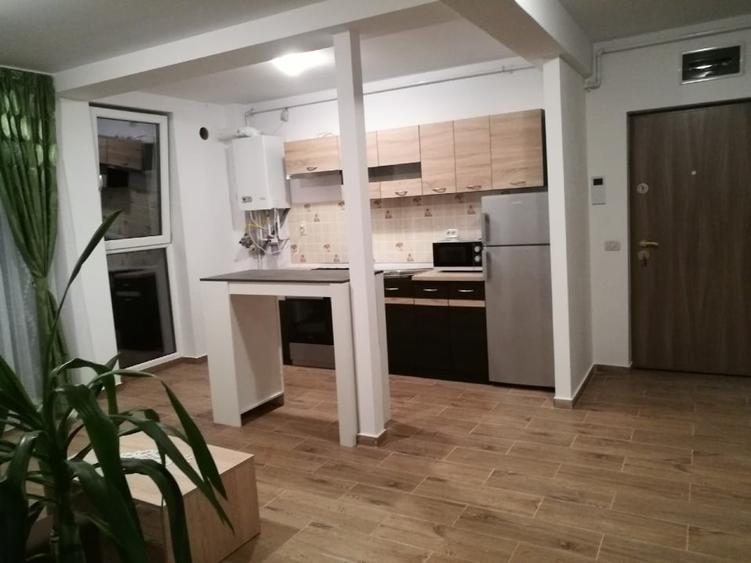 Vand Apartament 2 camere decomandat, open space, parcare – Giroc, lângă Timișoar - 2