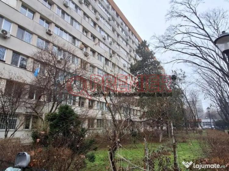 Aparatorii Patriei - Turnu Magurele garsoniera - 1