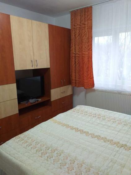 Proprietar vand apartament 2 camere - 5