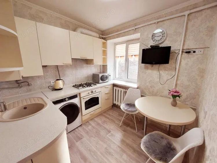 Garsoniera de inchiriat Militari Residence - 2