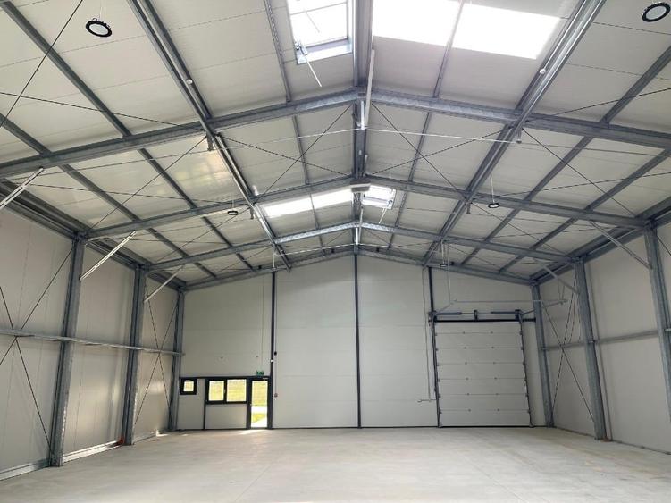 Spațiu industrial, de 265 mp, în Bucov