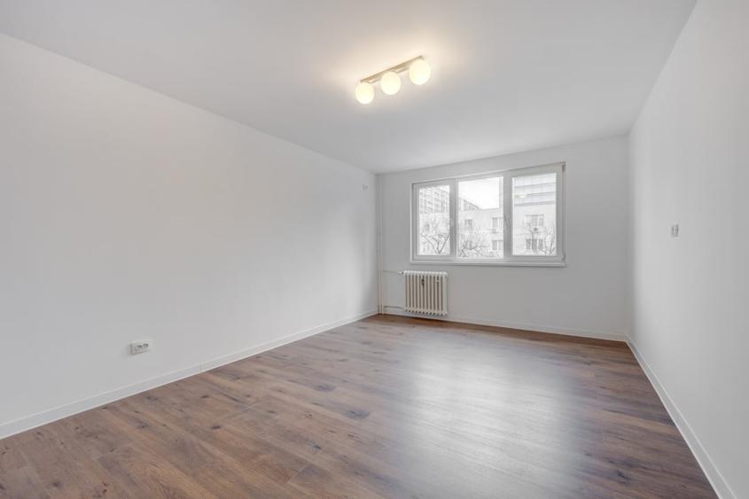 TITAN – OZANA, APARTAMENT 3 CAMERE 66 MP TOTAL, ETAJ 3 DIN 4, RENOVAT! - 2